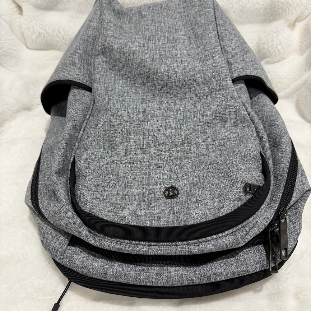Lululemon | Out of Range 20L | Heathered Black Backpack | Like New - Picture 8 of 9